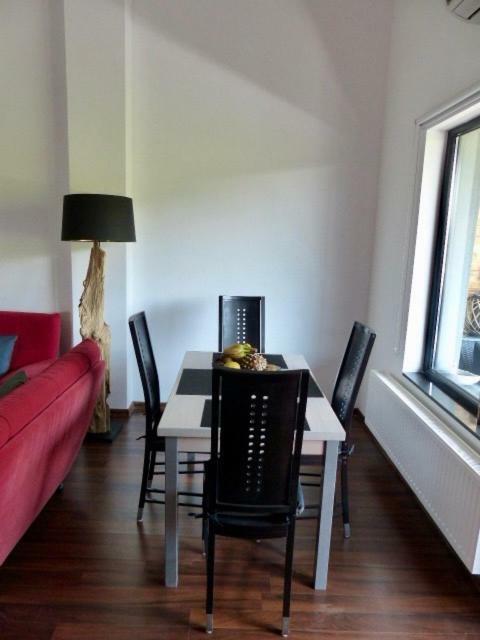 Modern, Deluxe Apartment In Rural Part Of Floresti, Cluj-Napoca Exterior foto